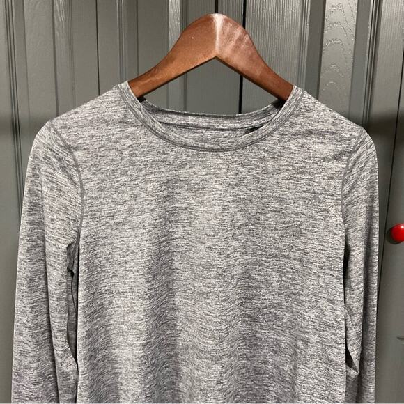 ATHLETA Sunlover Tulip Back UPF Top Heather Gray Fitness Long Sleeve Tee Size SP - Picture 13 of 13
